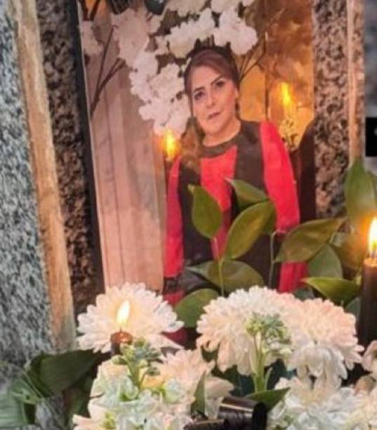 خدیجه عباس‌زاده