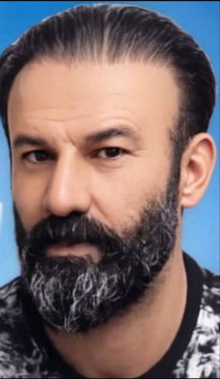 فرهاد هنرمند