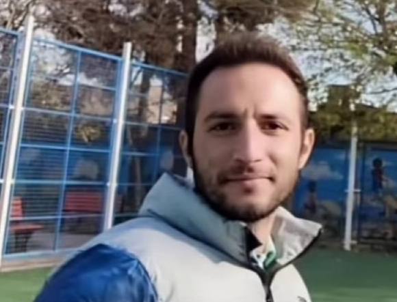 حسین صیادلو