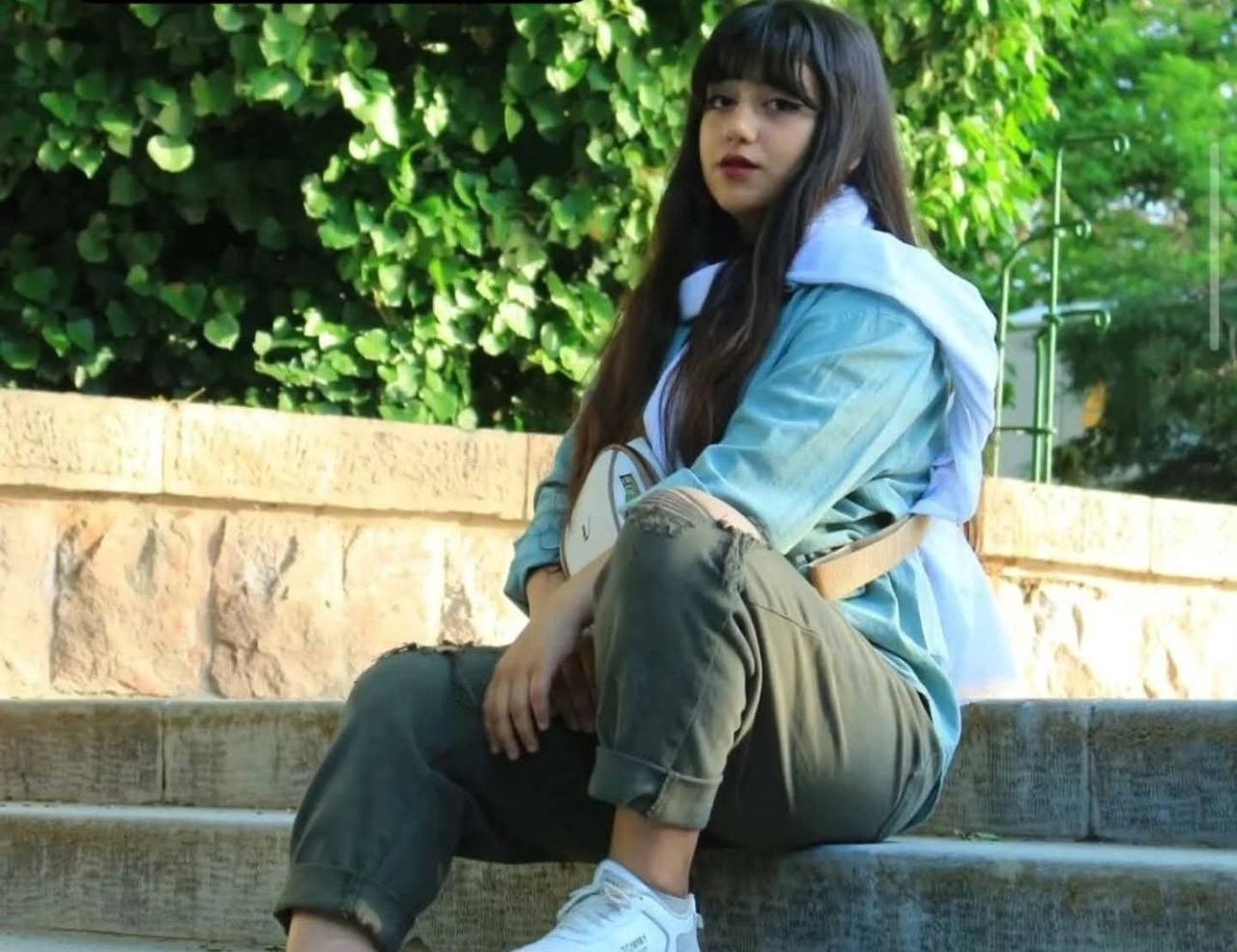 ستایش صمدی ۱۶ساله