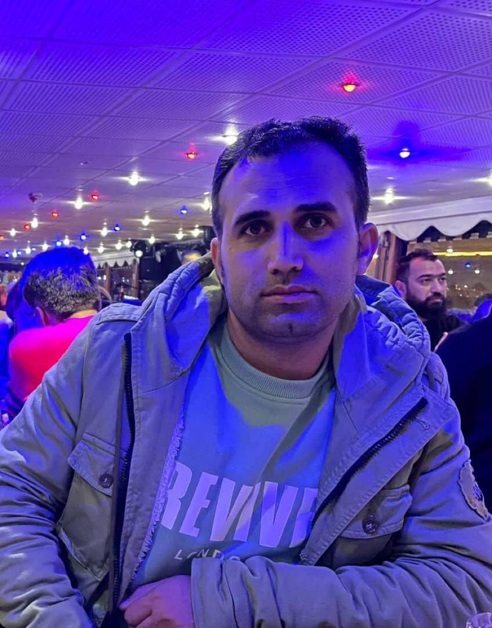 کاظم لاهوتی