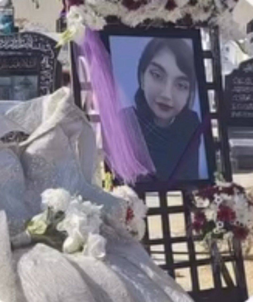 هدیه خدری ۱۶ساله